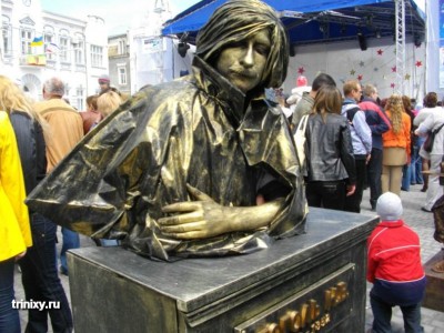 russian-living-statue-1_019