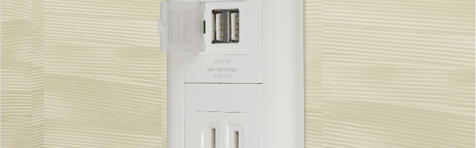 USBコンセントが日本でも登場 PL-KC1US2
